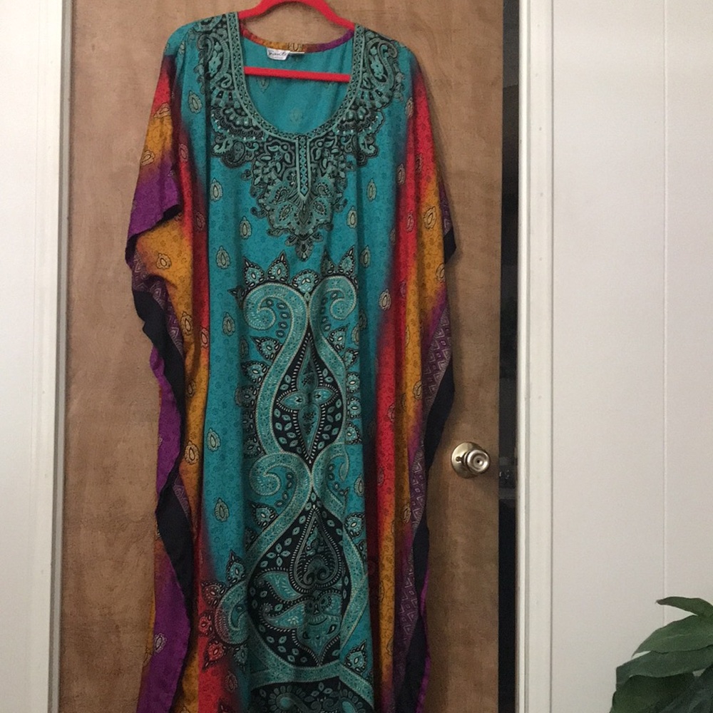 Beautiful Kaftan by Sante